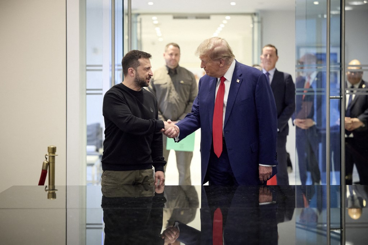Trump's Peace Plan: Revenue Sharing and Territorial Concessions in Ukraine