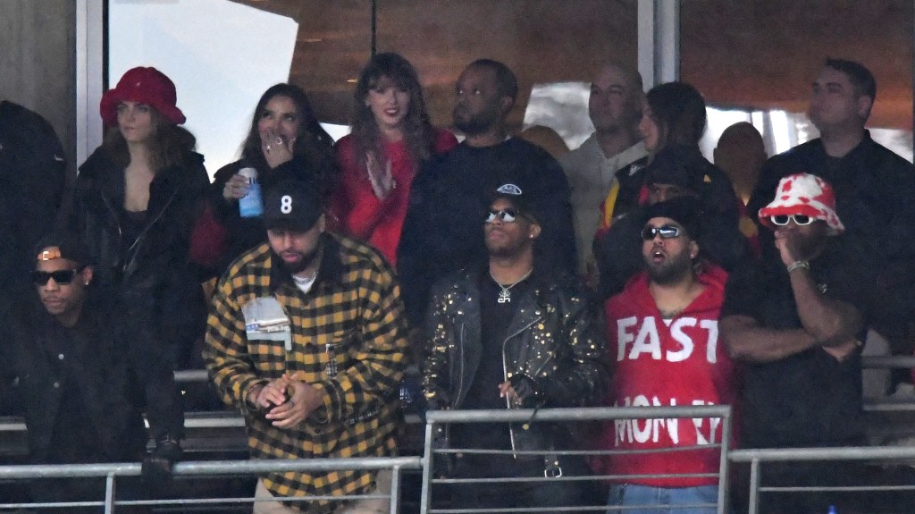 Featured image for "Star-Studded Spectacle: Celebrities Grace AFC Championship Game in Baltimore | PHOTOS"