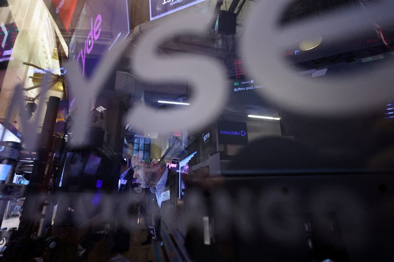 Featured image for S&P 500 Surges in May, Defying Market Trends and Boosting 2024 Outlook