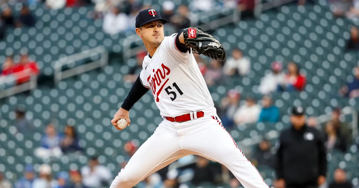 Rangers secure Tyler Mahle with 2-year contract