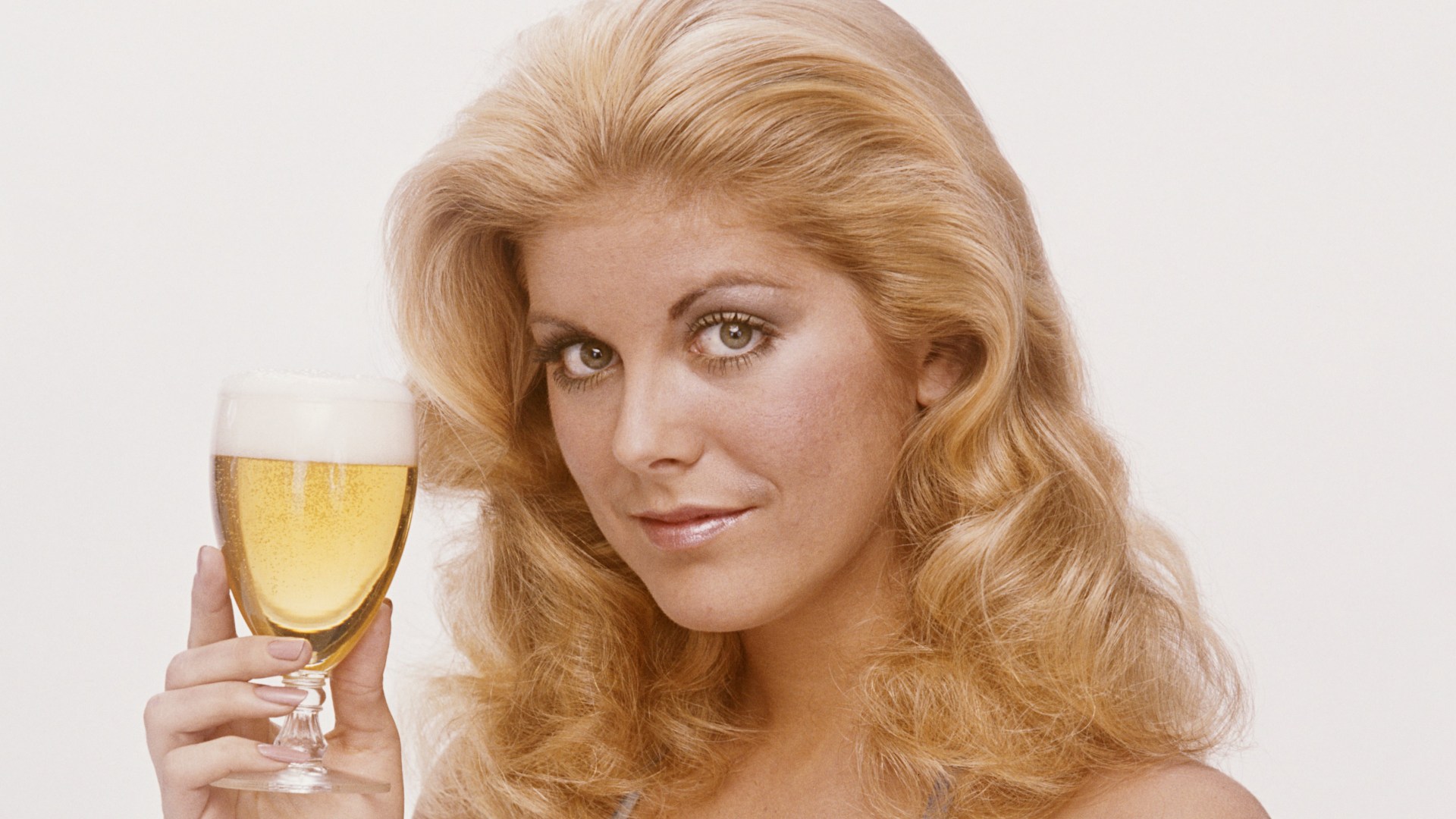 Featured image for "Portion Control: From Tiny Cheese to Deck-sized Meat, What You Should Really Eat"