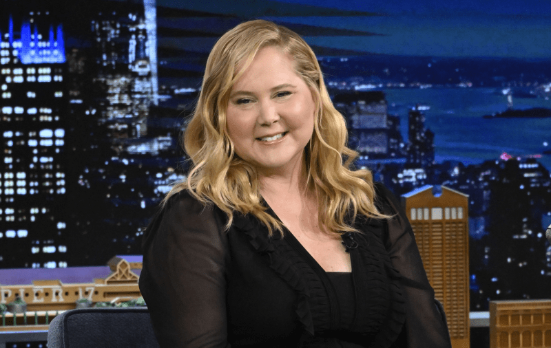 Featured image for Amy Schumer Opens Up About Her Cushing Syndrome Diagnosis