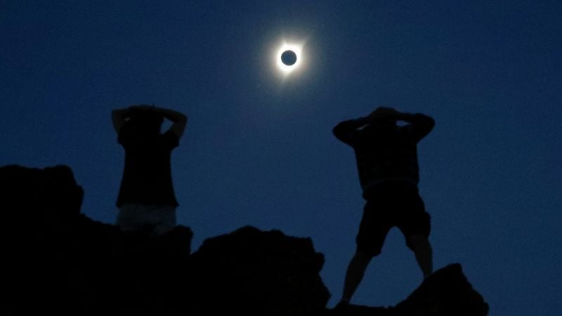 Featured image for "Unveiling the Cosmic Phenomena: Solar Eclipses and Their Fascinating Effects"
