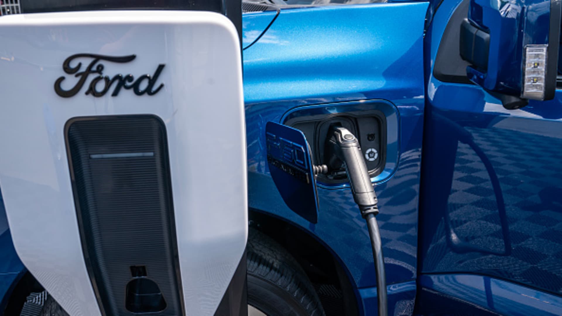 Ford recruits former Apple executive to spearhead consumer software and integrated services