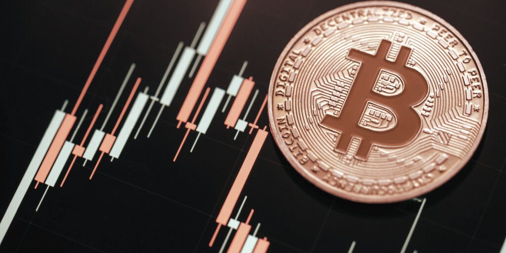 Bitcoin Surges and Crypto Market Remains Volatile Amidst Fed's Interest Rate Decisions