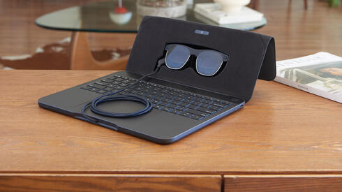 Featured image for "Spacetop G1: Screen-Free AR Laptop Arrives in the US"