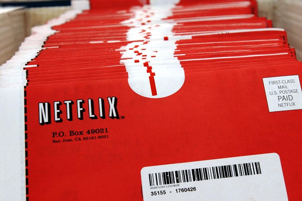 Netflix Ends DVD Mailings, Offers Surprising Deal to Traditional Subscribers