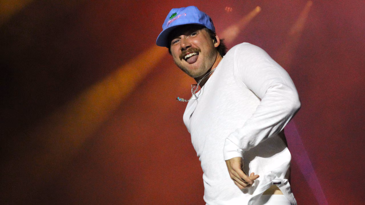 Featured image for Morgan Wallen Announces 2026 Stadium Tour Including Tuscaloosa and Michigan