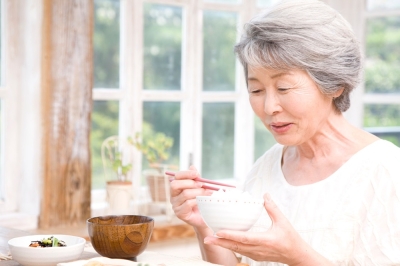 Featured image for "Traditional Japanese Diet Linked to Improved Brain Health and Dementia Prevention in Women"