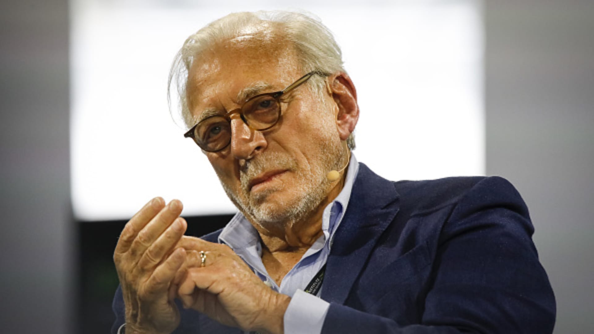 "Nelson Peltz's Proxy Fight: Activist Investor Seeks Board Seats at Disney"