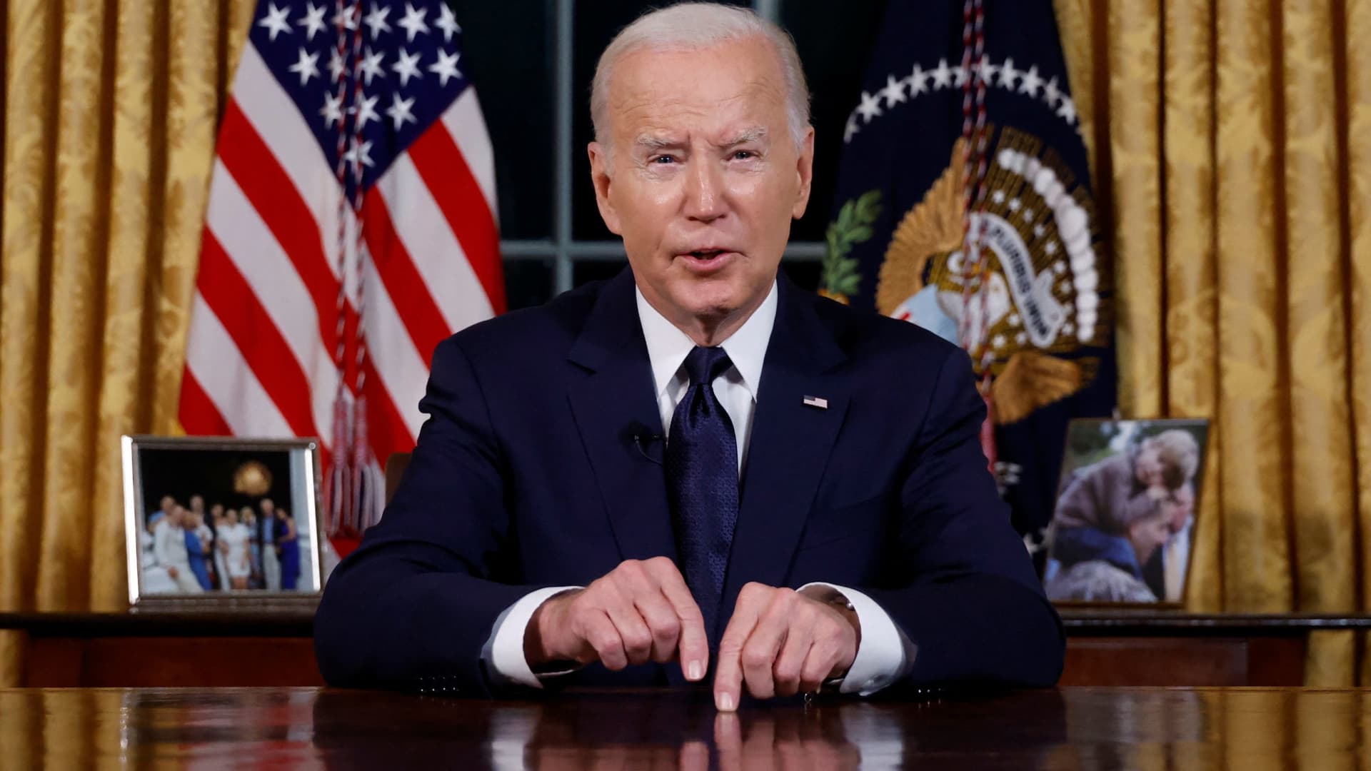 "Biden seeks urgent budget support for Israel and Ukraine amid ongoing Israel-Hamas conflict"