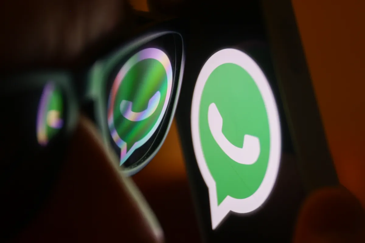 Featured image for WhatsApp introduces AI-powered chat summaries and message assistance