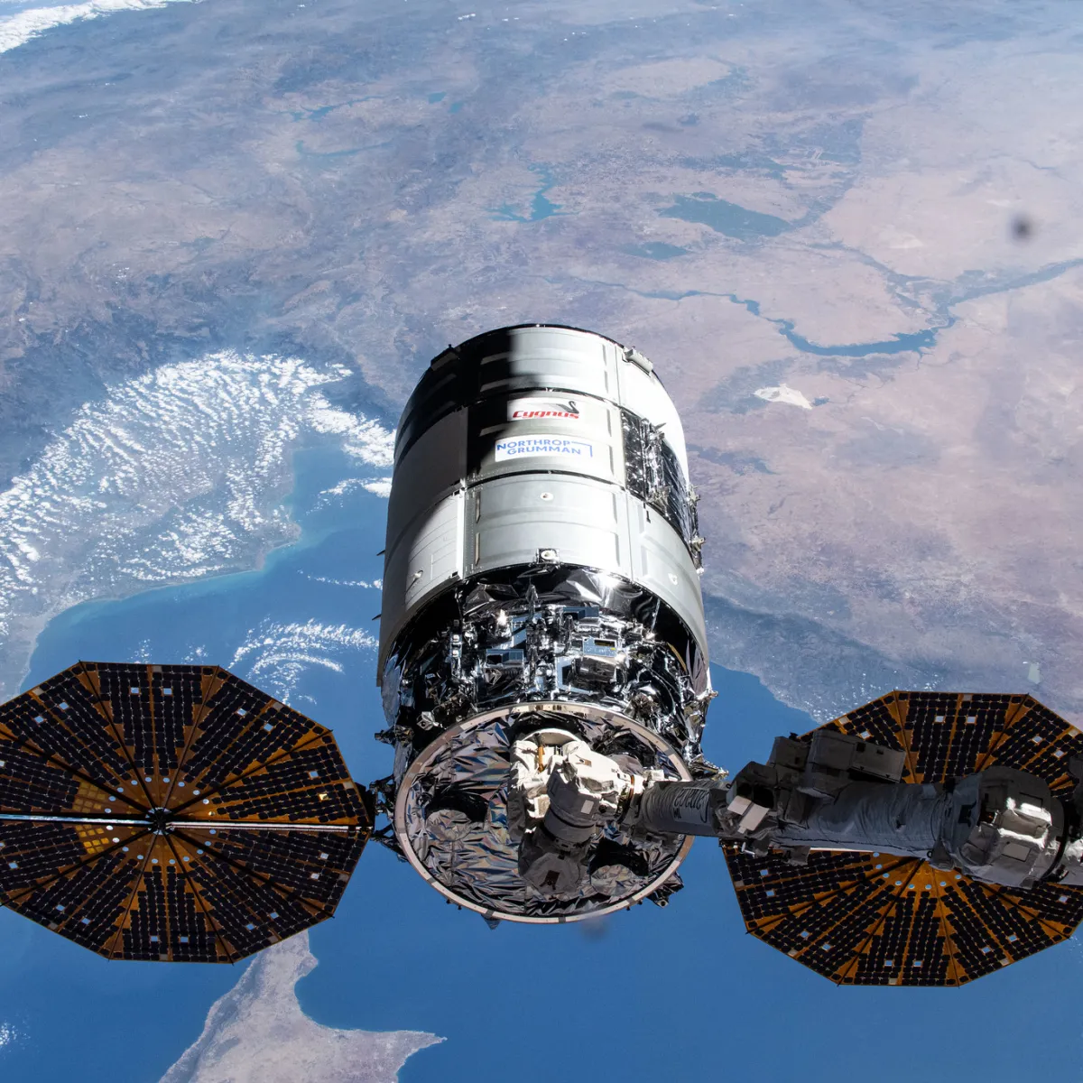 NASA Secures ISS Cargo Deliveries Until 2030