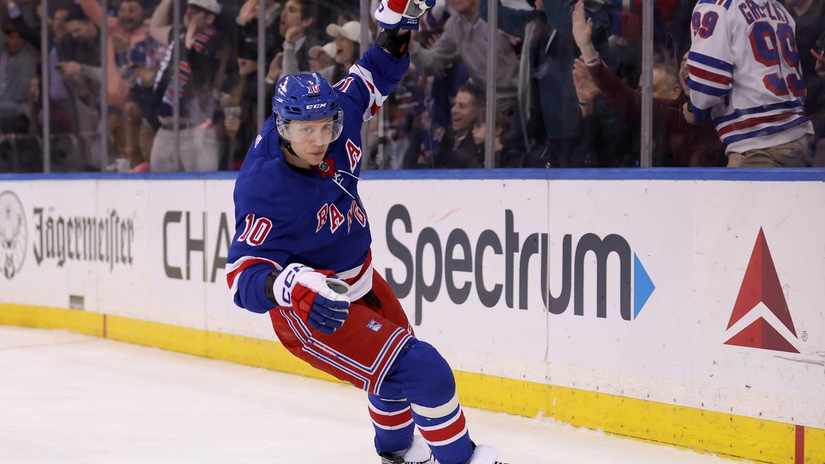Featured image for "Rangers Secure NHL Points Lead with Win Over Blue Jackets"