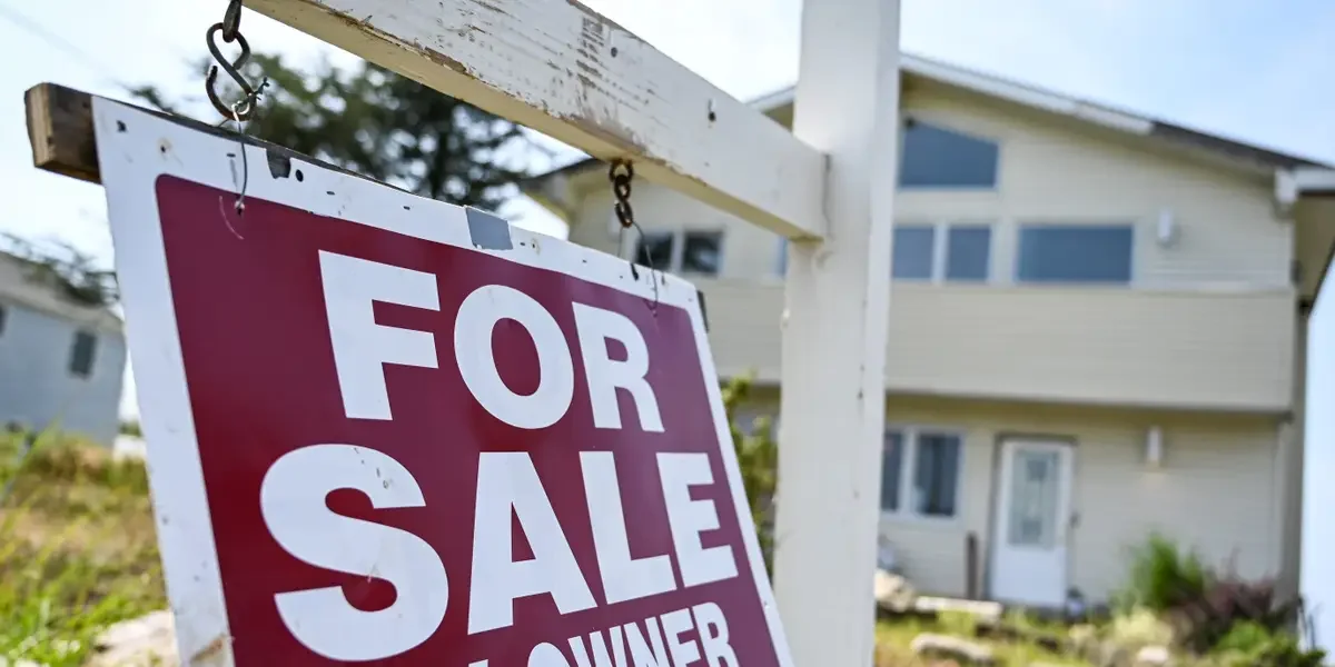 US Housing Market: Tight Inventory and High Prices Persist Despite Mortgage Rates.