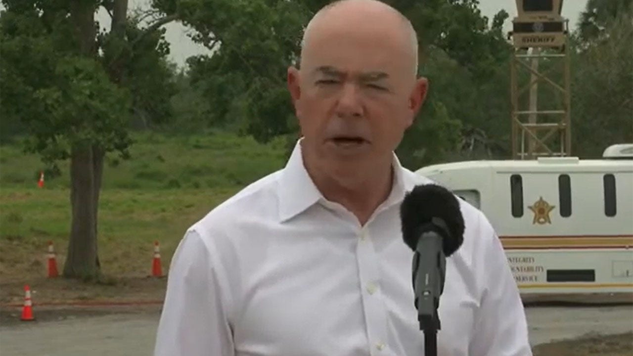 Mayorkas urges migrants to avoid illegal entry as Title 42 remains in effect.