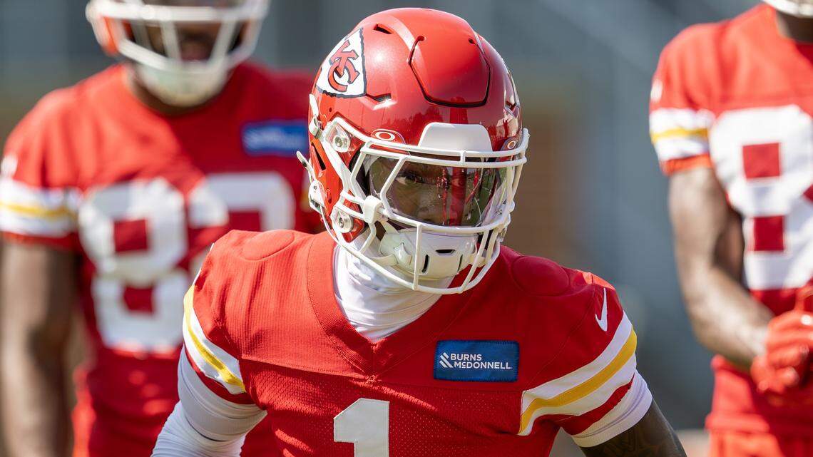 Chiefs' Xavier Worthy Fully Participates in Practice, On Track to Play vs. Ravens