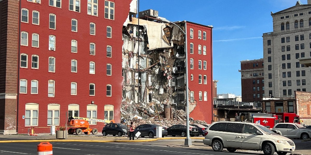 Building Collapses in Iowa and Minnesota, Leaving Multiple Dead and Missing.
