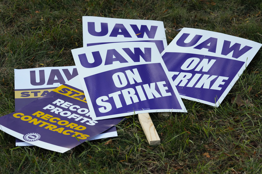 "General Motors and UAW Reach Historic Agreement, Ending 6-Week Strike"