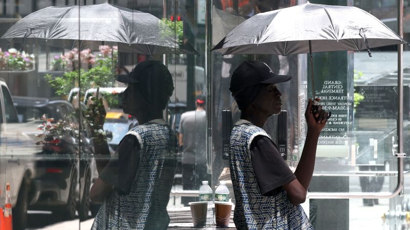 East Coast Faces Record-Breaking Heat Wave Amidst Rising Temperatures