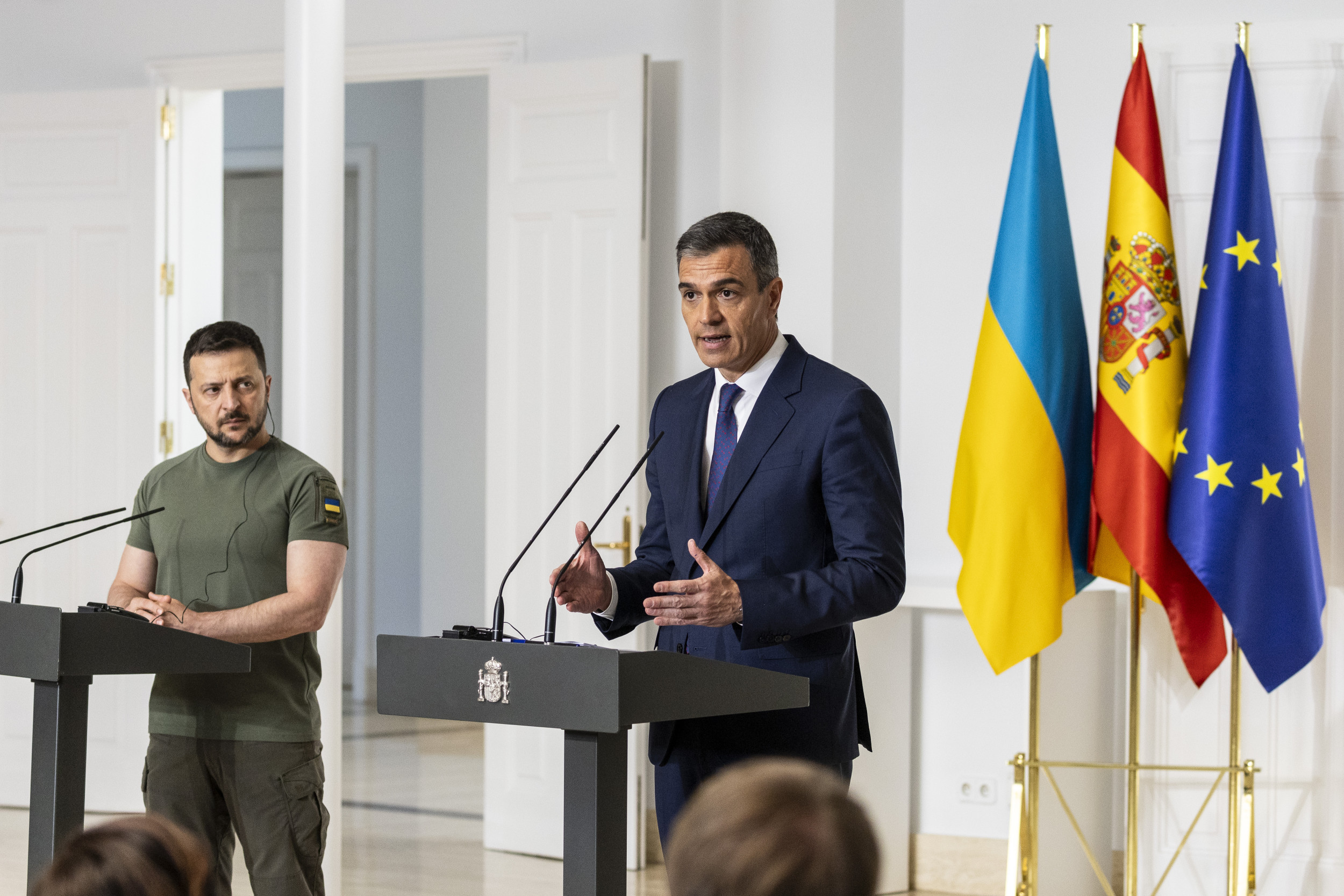 "Spain Pledges €1bn in Military Aid and Advanced Weapons to Ukraine"