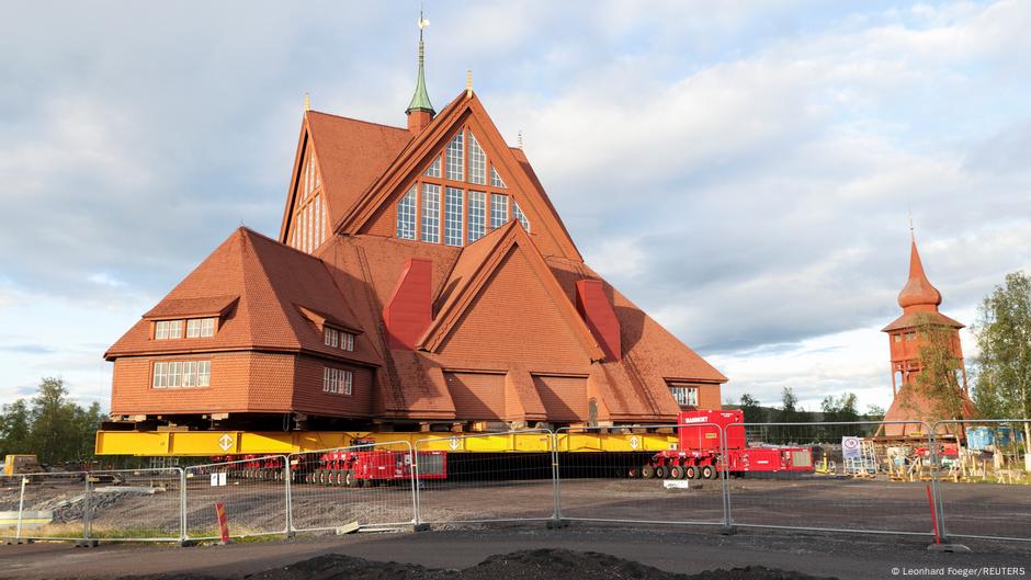 Featured image for Swedish Kiruna Church Relocated to Prevent Mine Subsidence