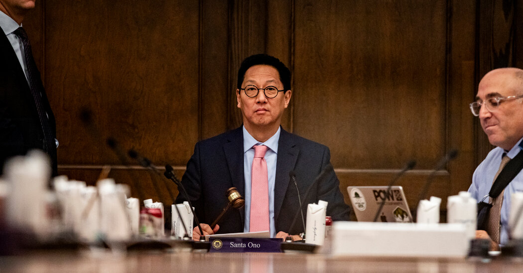 Featured image for Santa Ono’s Florida Bid Highlights Higher Ed Political Tensions