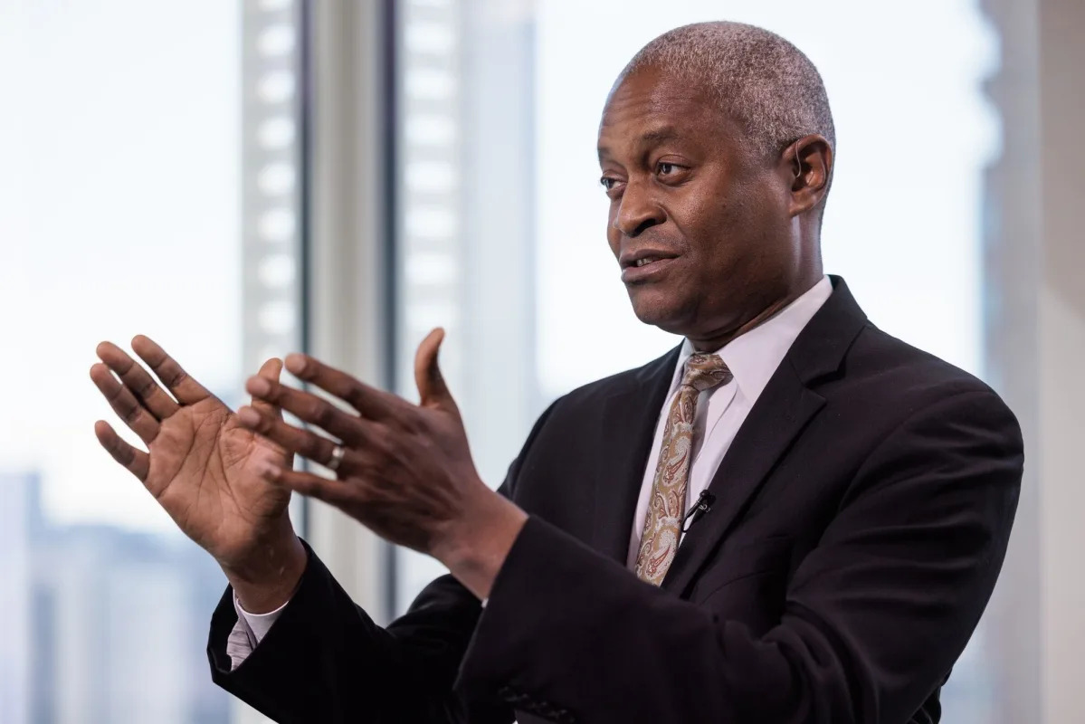 "Federal Reserve's Bostic Discusses Timing for Interest-Rate Cuts and Policy Perspectives"