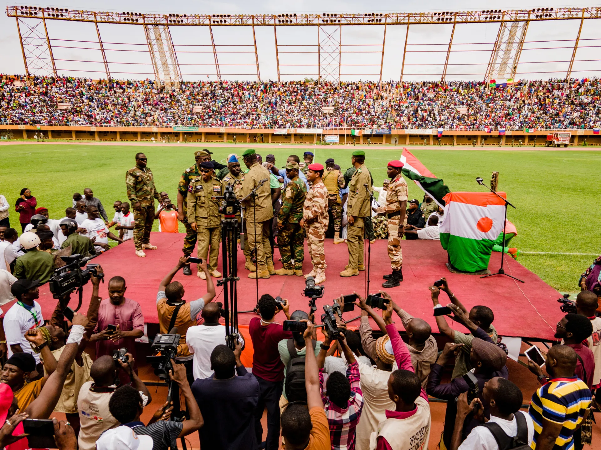 West African Military Chiefs Convene to Address Niger Crisis