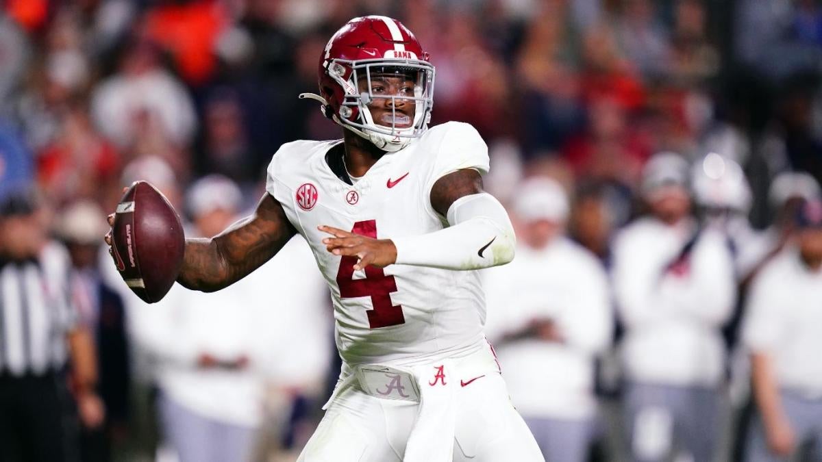 "Expert Predicts Alabama vs. Georgia SEC Championship Game: Odds, Picks, and More"