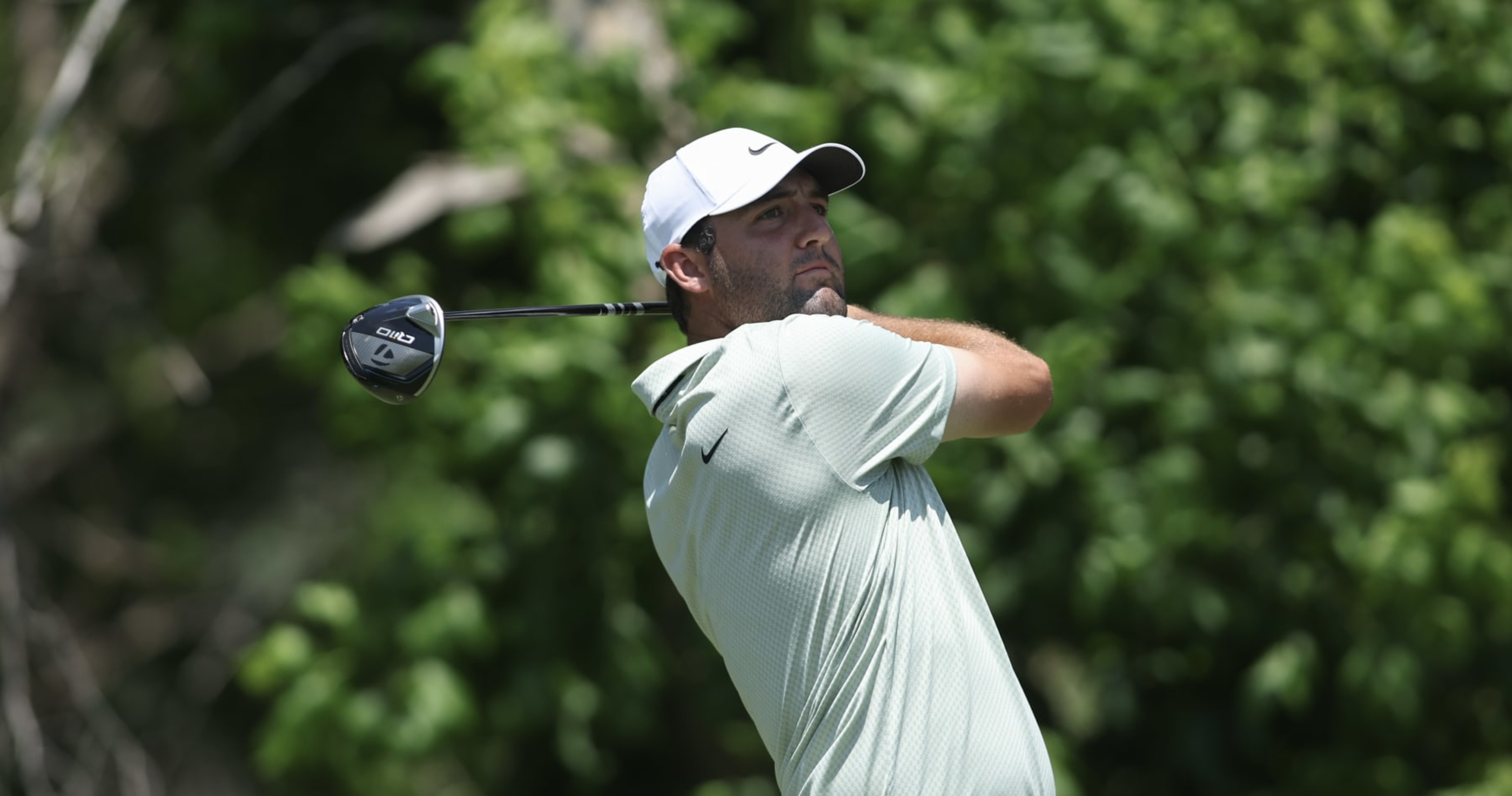 Featured image for Charges Dropped Against Scottie Scheffler Amid Officer's Claims and Legal Tensions