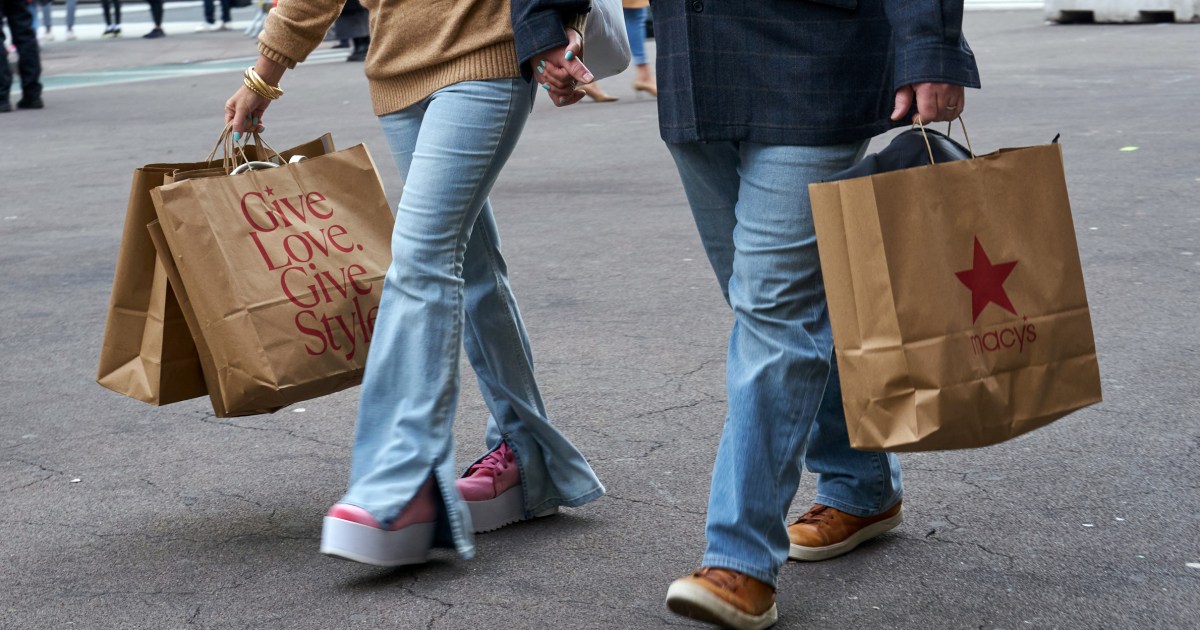 Americans' Confidence in Economy and Inflation Soars, Surpassing Expectations
