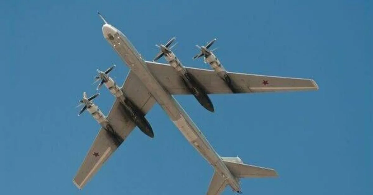 US Intercepts Russian Warplanes Near Alaska Amid Tensions