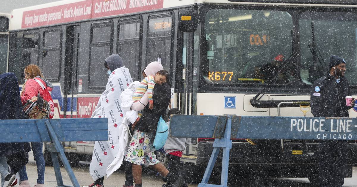Featured image for "Over 350 Texas Migrants Land in Rockford, Journey to Chicago Amidst Tensions"