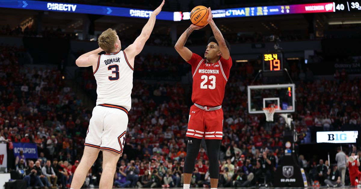 "Key Lessons from Badgers' 93-87 Defeat against Illinois"