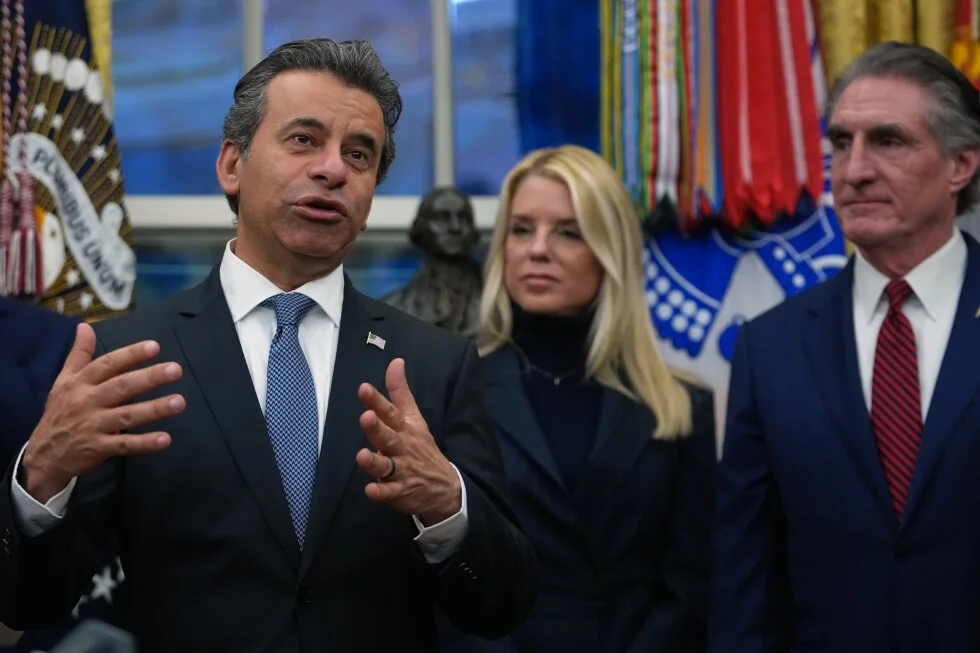 One-Study Path to FDA Drug Approvals Sparks Policy Debate