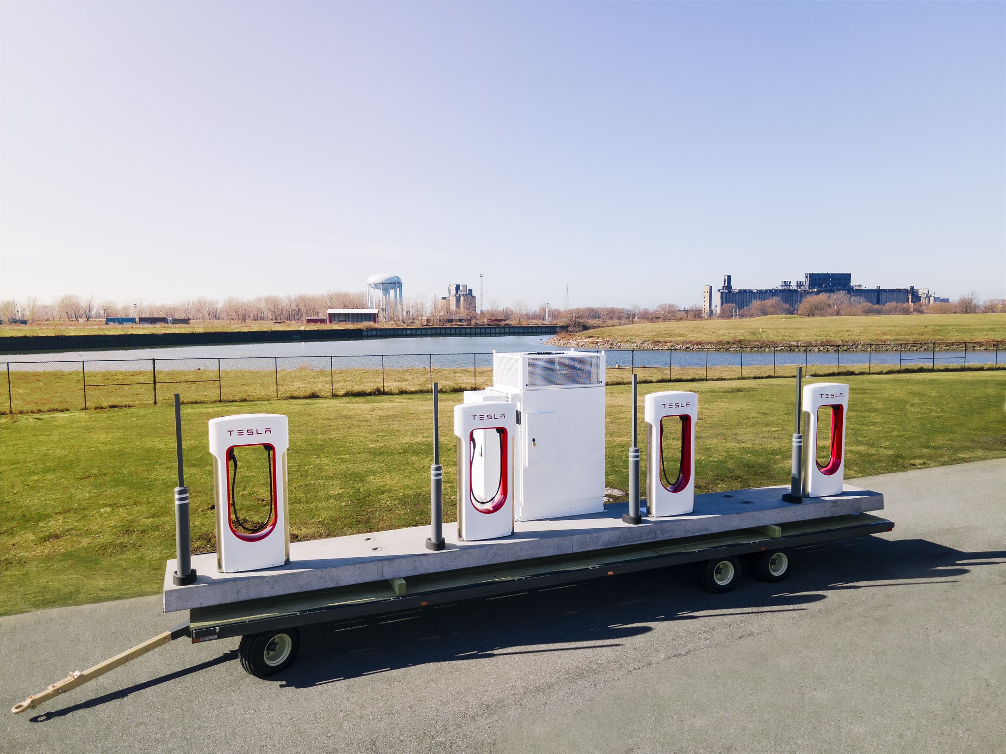 Tesla's Q1 Deliveries Impress Despite Economic Challenges and Chinese Sales Jump.