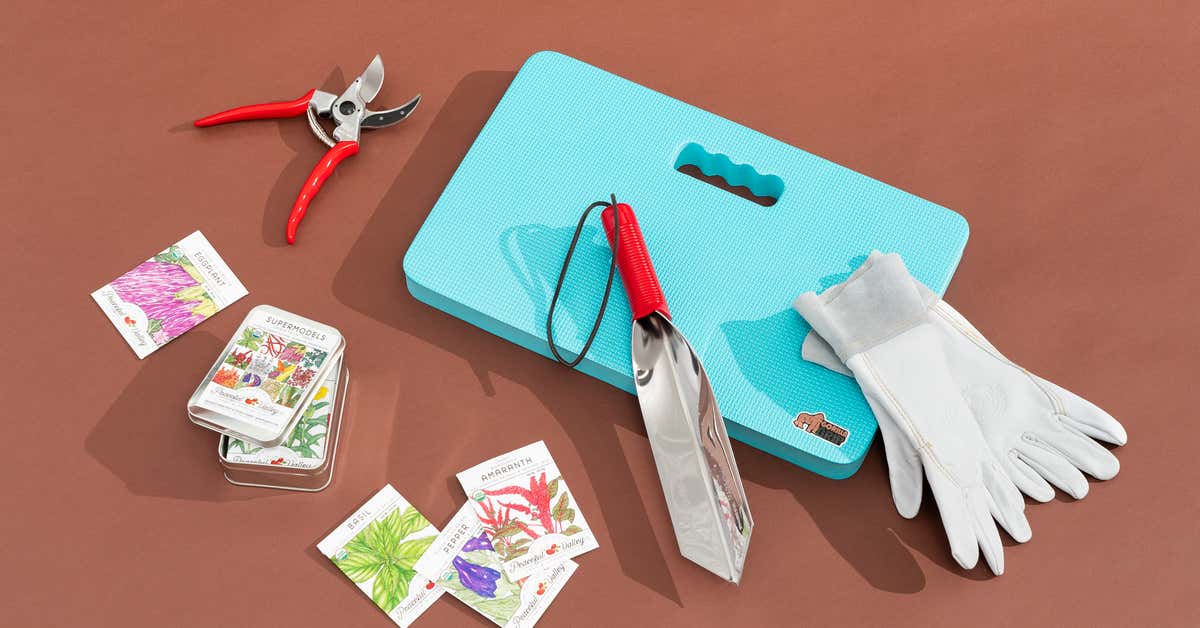 "Top 15 Gardening Gifts for Green Thumbs"