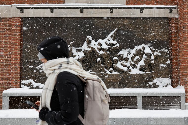 "East Coast Snowstorm Update: Philadelphia's Snowfall and Hourly Forecast"