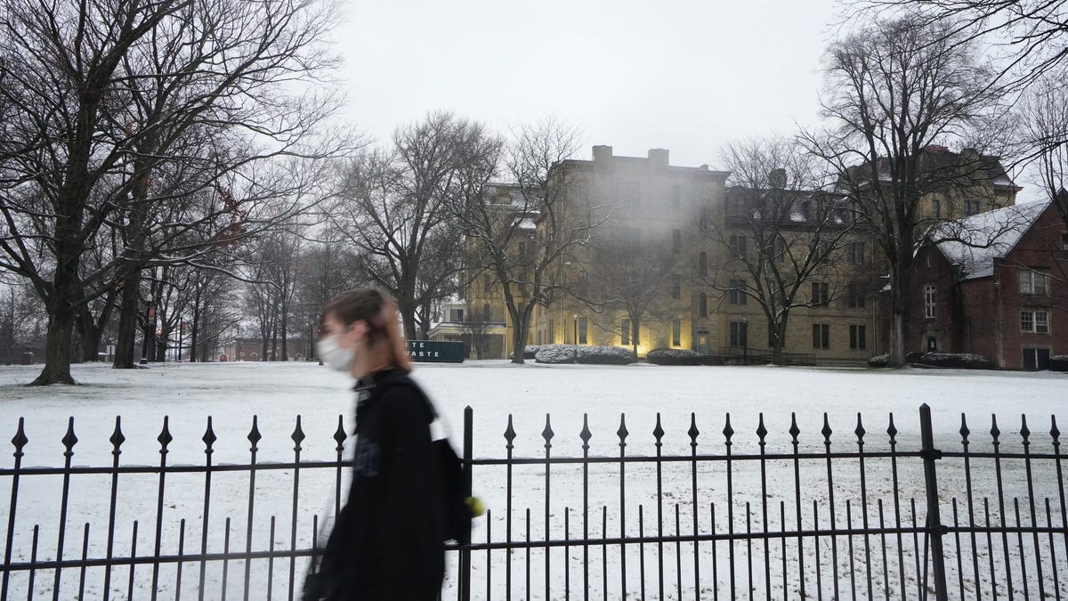 "Arctic Blast to Bring Sub-Zero Temps and Snow Across US This Weekend"