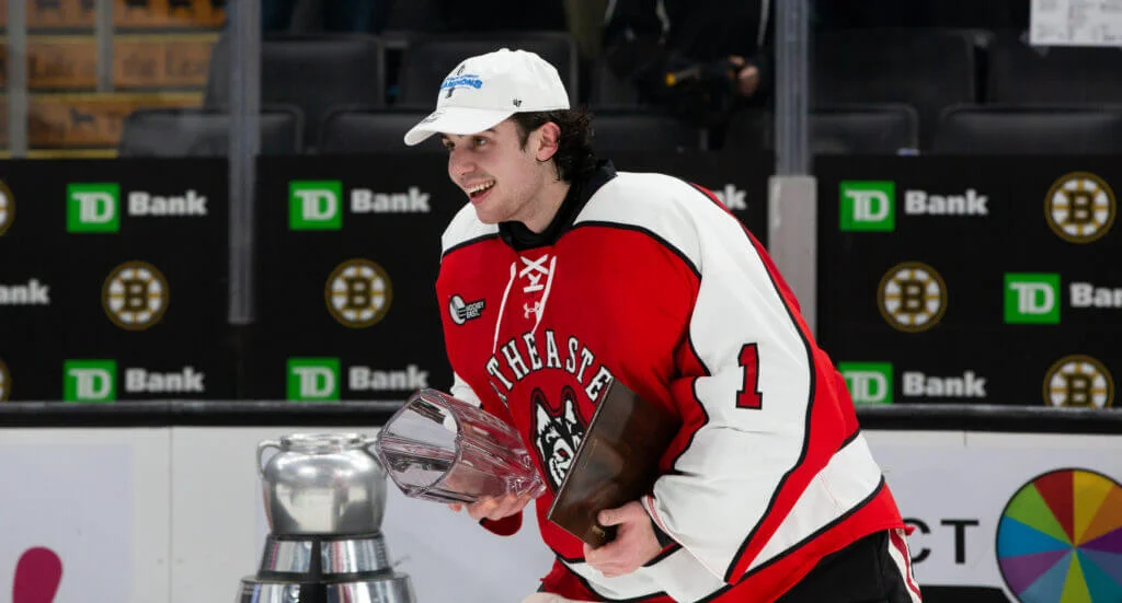 Buffalo Sabres ink Hobey Baker finalist Devon Levi to 3-year deal.