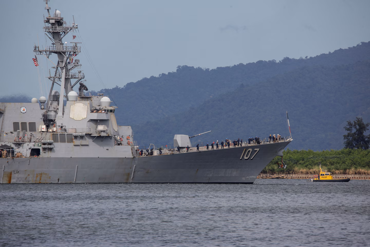 Hurricane Melissa Prompts Evacuations and Naval Deployments in the Caribbean