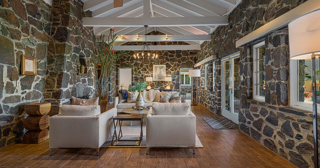 Featured image for Luxury Living: California's $2.4 Million Homes