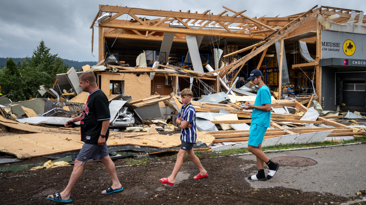 Featured image for Fatal Tornado Strikes Switzerland