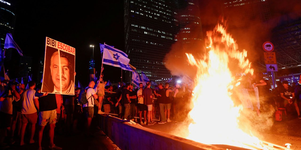 "Israel's Supreme Court Powers Curtailed, Triggering Nationwide Protests"