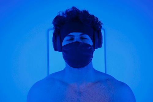 Featured image for Cold Exposure: A Chilly Path to Better Sleep