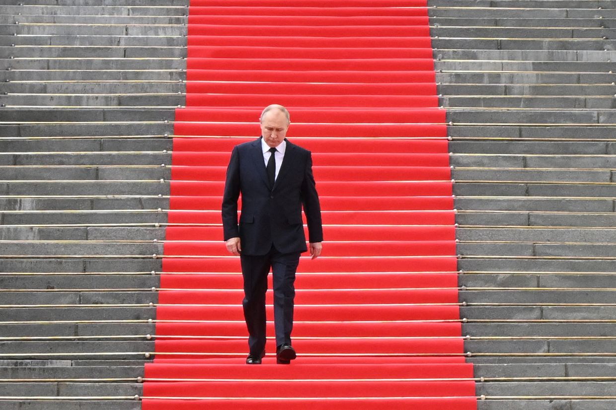 Russia's Economy Struggles Amid War and Inflation Crisis