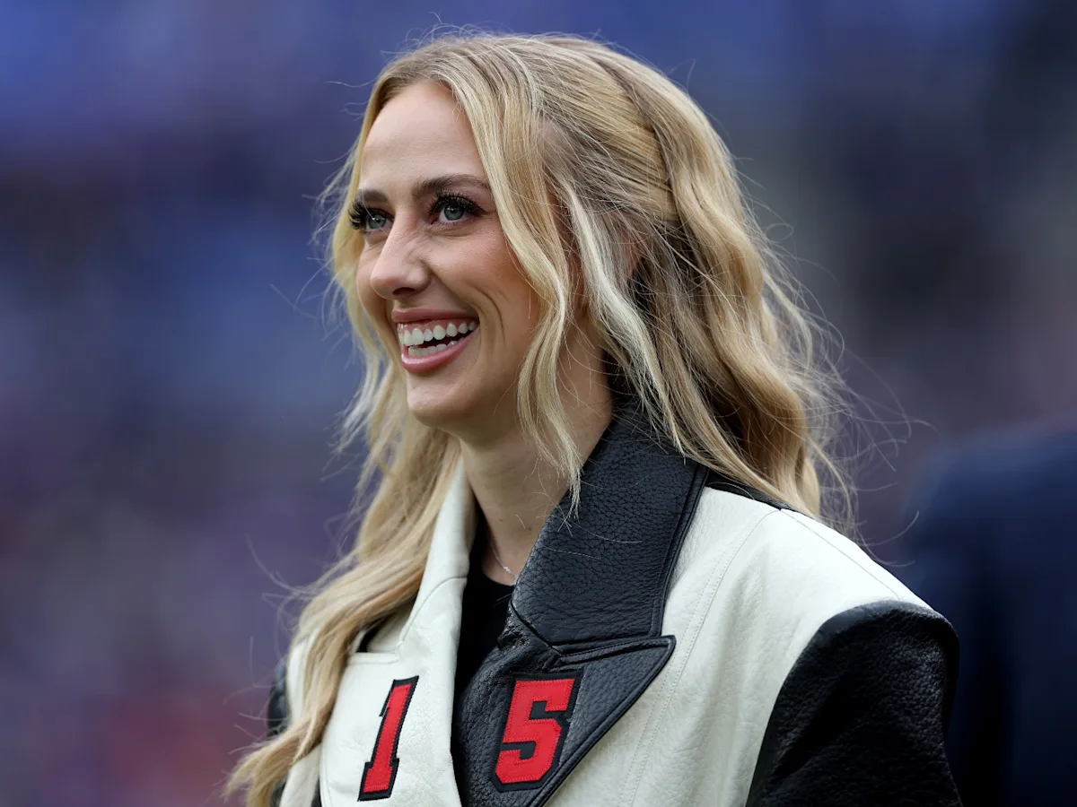 Featured image for "Brittany Mahomes: From Football Star to Swimsuit Rookie, Her Rise to Fame"