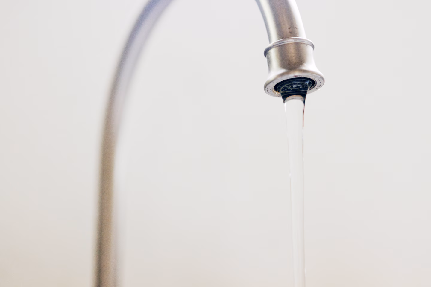 Featured image for Scientists Uncover Potentially Toxic 'Phantom Chemical' in U.S. Tap Water