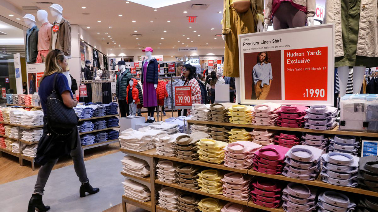 Consumer Spending Surges, Exceeding Expectations, Boosting Retail Sales